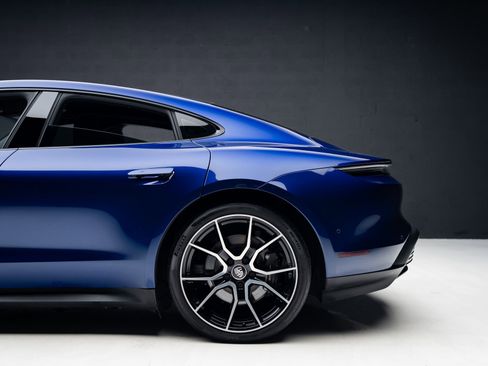 Used 2023 Porsche Taycan w/ Premium Package image 19