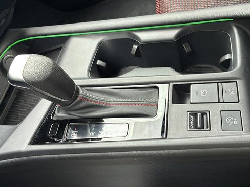 Used 2026 Nissan Sentra SR w/ Floor Mat Package FWD image 20