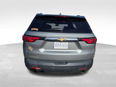 Used 2023 Chevrolet Traverse LT FWD image 11