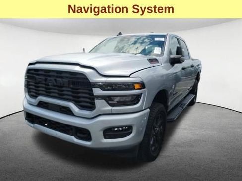 Used 2026 RAM 2500 Big Horn AWD/4WD image 4