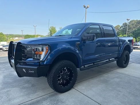 Used 2022 Ford F150 XLT w/ Equipment Group 302A High AWD/4WD image 3