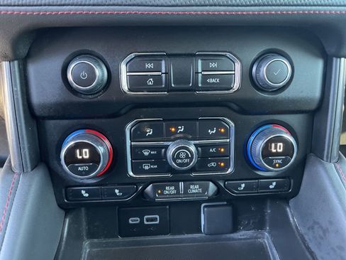 Certified 2024 Chevrolet Suburban RST w/ Luxury Package image 38