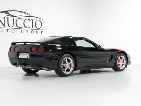 Used 2002 Chevrolet Corvette Coupe w/ Preferred Equipment Group1 image 48