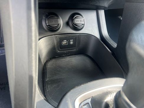 Used 2017 Hyundai Santa Fe Sport image 34