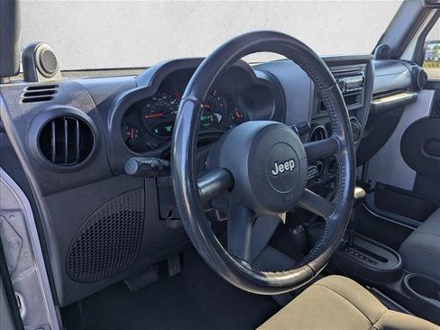 Used 2008 Jeep Wrangler Unlimited X AWD/4WD image 12
