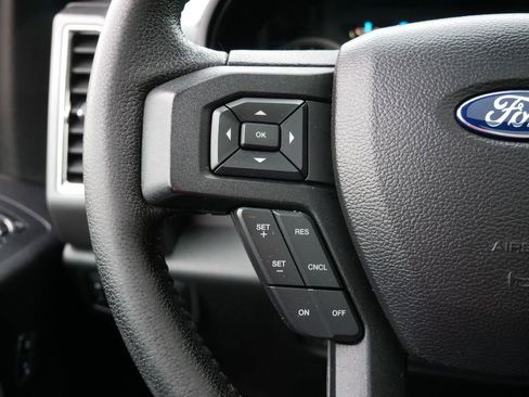 Used 2016 Ford F150 XLT w/ Equipment Group 302A Luxury AWD/4WD image 17