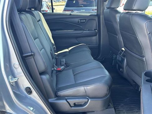 Certified 2022 Honda Passport TrailSport image 7