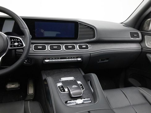 Used 2022 Mercedes-Benz Maybach GLS 600 4MATIC image 14