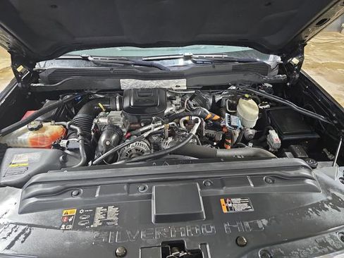 Used 2016 Chevrolet Silverado 2500 LTZ w/ LTZ Plus Package image 28