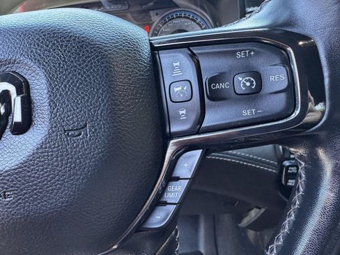 Used 2022 RAM 1500 Limited AWD/4WD image 32