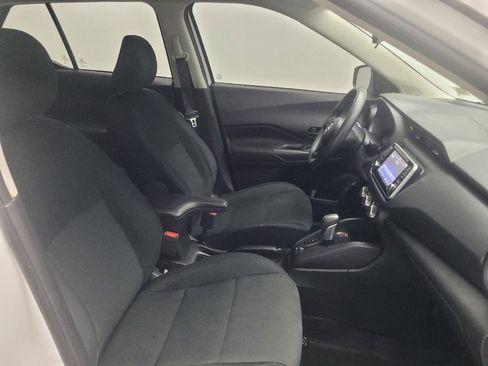Used 2024 Nissan Kicks S FWD image 21