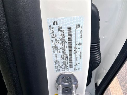 New 2026 Lincoln Corsair Premiere image 14