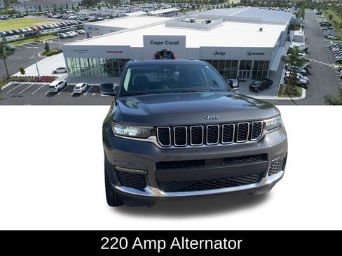 Used 2021 Jeep Grand Cherokee L Limited w/ Trailer Tow Group (B) AWD/4WD image 9