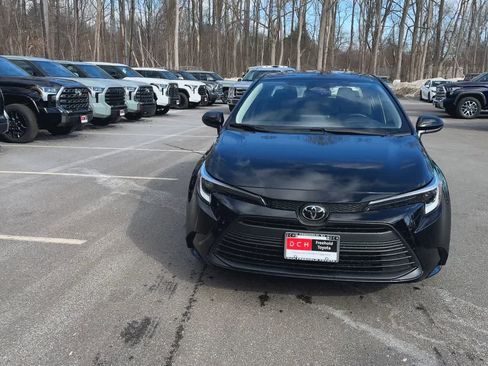 New 2026 Toyota Corolla LE image 3