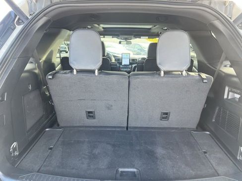 Used 2023 Ford Explorer ST w/ Equipment Group 401A image 9