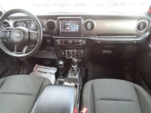Used 2019 Jeep Wrangler Unlimited Sport S AWD/4WD image 27