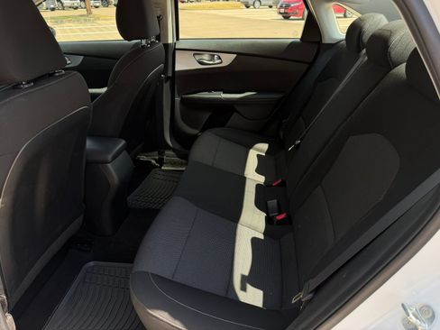 Used 2023 Kia Forte LXS FWD image 25