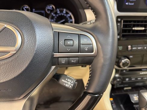 Used 2023 Lexus GX 460 Premium w/ Premium Plus Package image 13