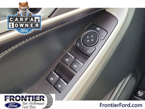 Used 2024 Ford Explorer XLT w/ Equipment Group 202A image 16