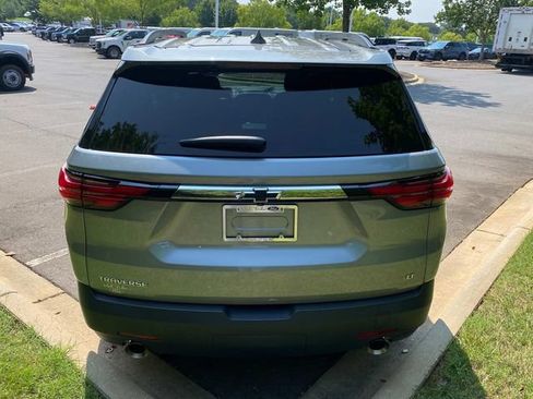 Used 2023 Chevrolet Traverse LT FWD image 32