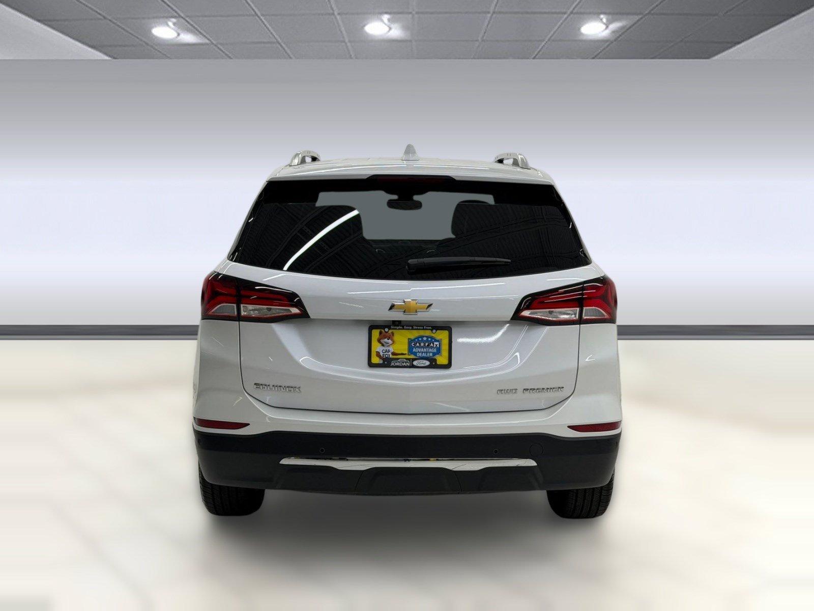 Used 2024 Chevrolet Equinox Premier AWD/4WD image 8