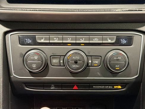 Used 2020 Volkswagen Atlas SE w/ Panoramic Sunroof Package FWD image 13