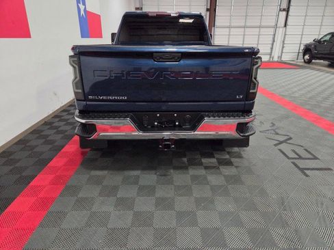 Used 2022 Chevrolet Silverado 2500 LT w/ Convenience Package image 20