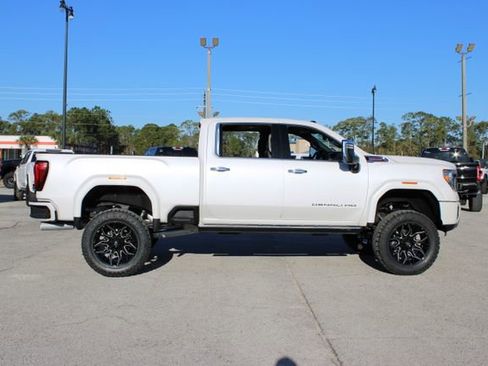 Used 2022 GMC Sierra 2500 Denali w/ Denali Ultimate Package image 14