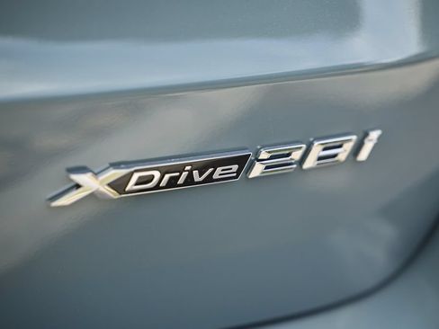 New 2026 BMW X1 xDrive28i w/ Technology Package AWD/4WD image 11