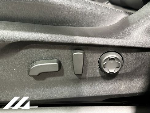 Certified 2025 Subaru Ascent Bronze Edition image 23