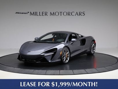 New 2025 McLaren Artura