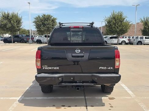 Used 2020 Nissan Frontier PRO-4X AWD/4WD image 8