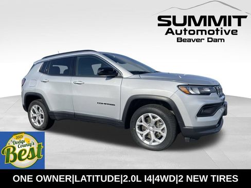 Used 2024 Jeep Compass Latitude AWD/4WD image 1