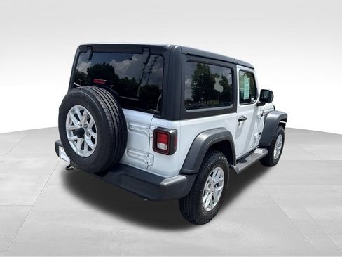 Used 2023 Jeep Wrangler Sport AWD/4WD image 7