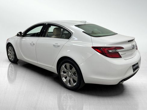 Used 2016 Buick Regal image 8