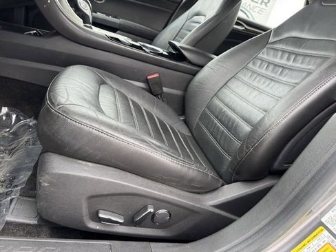 Used 2013 Ford Fusion SE image 7