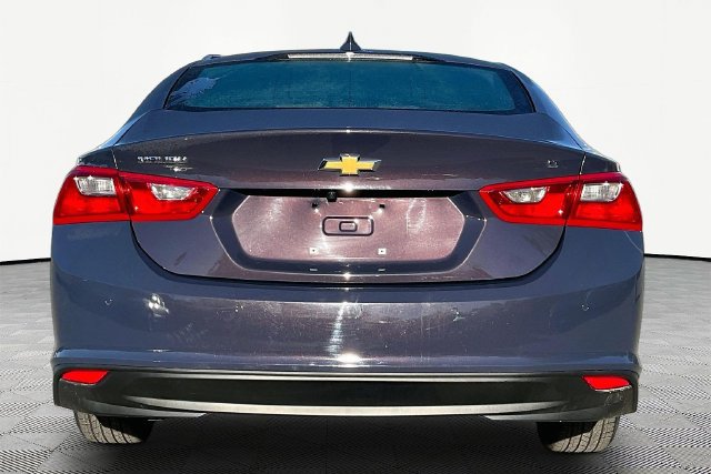 Used 2025 Chevrolet Malibu LT FWD image 6