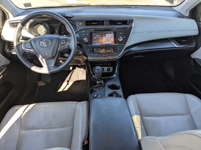 Used 2016 Toyota Avalon Limited w/ Toyota Safety Sense Package FWD image 13