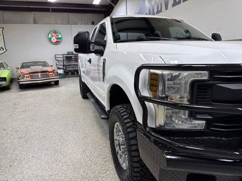 Used 2018 Ford F350 XL image 48
