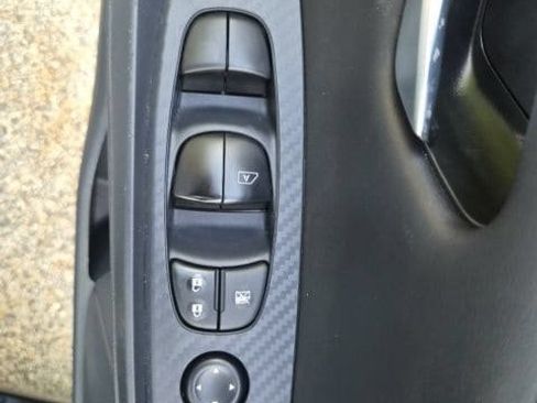 Used 2024 Nissan Sentra SV w/ All-Weather Package FWD image 16