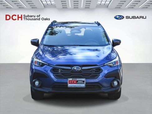 Used 2025 Subaru Crosstrek 2.0i Premium AWD/4WD image 2