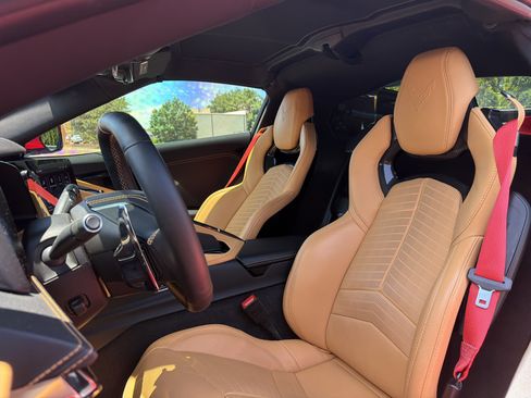 Used 2025 Chevrolet Corvette E-Ray w/ Stealth Interior Trim Package AWD/4WD image 7