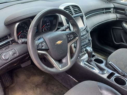 Used 2016 Chevrolet Malibu LT w/ Power Convenience Package image 4