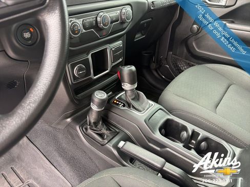 Used 2021 Jeep Wrangler Unlimited Sport image 14