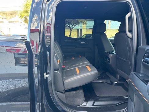 Used 2024 GMC Sierra 1500 AT4 w/ Technology Package AWD/4WD image 47