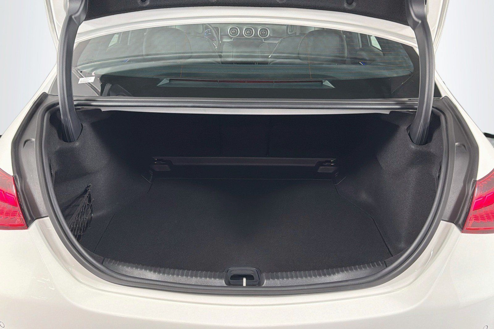 Used 2024 Mercedes-Benz C 300 Sedan image 24