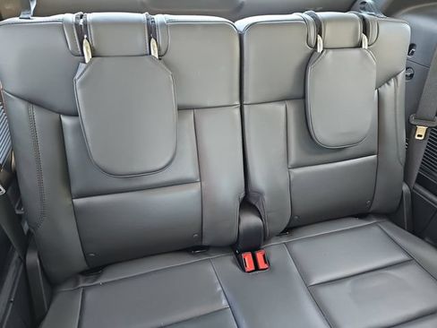 Certified 2025 Ford Explorer Active w/ Active Comfort Package RWD image 14