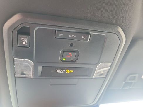 Used 2025 Toyota Tacoma SR5 image 32