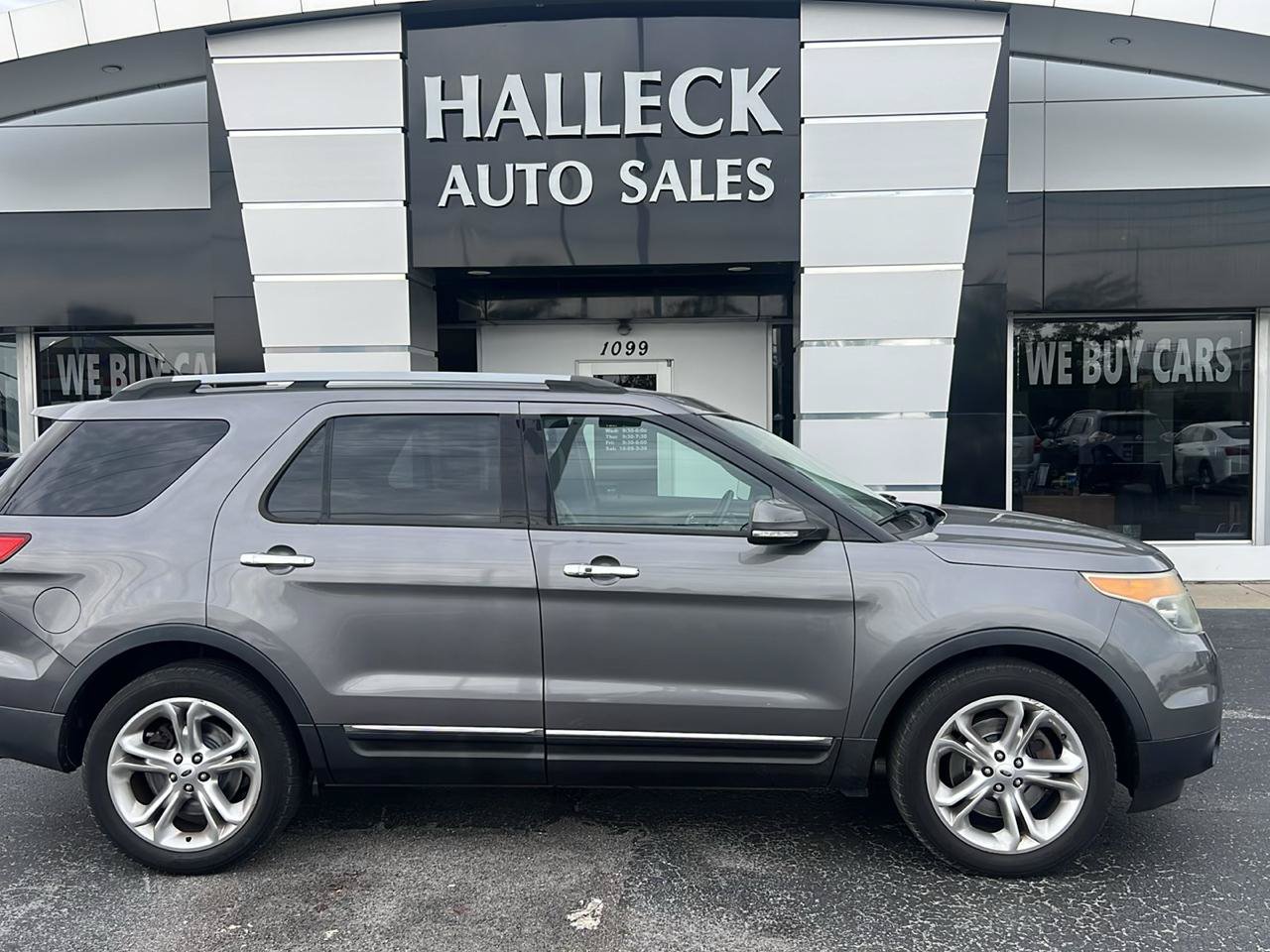 Used 2014 Ford Explorer Limited w/ Equipment Group 301A AWD/4WD image 1