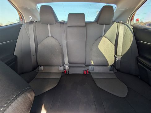 Used 2022 Toyota Camry LE image 25